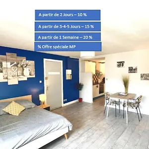 Appartement Centre 30m2 Calme Cour Intérieure Vélo Netflix, Moissac